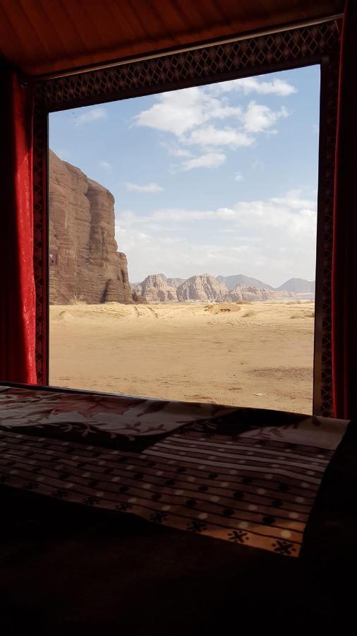 Salman Zwaidh Camp Hotel Wadi Rum Eksteriør billede