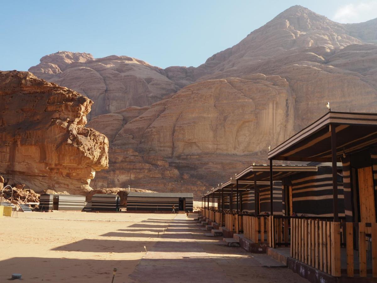 Salman Zwaidh Camp Hotel Wadi Rum Eksteriør billede