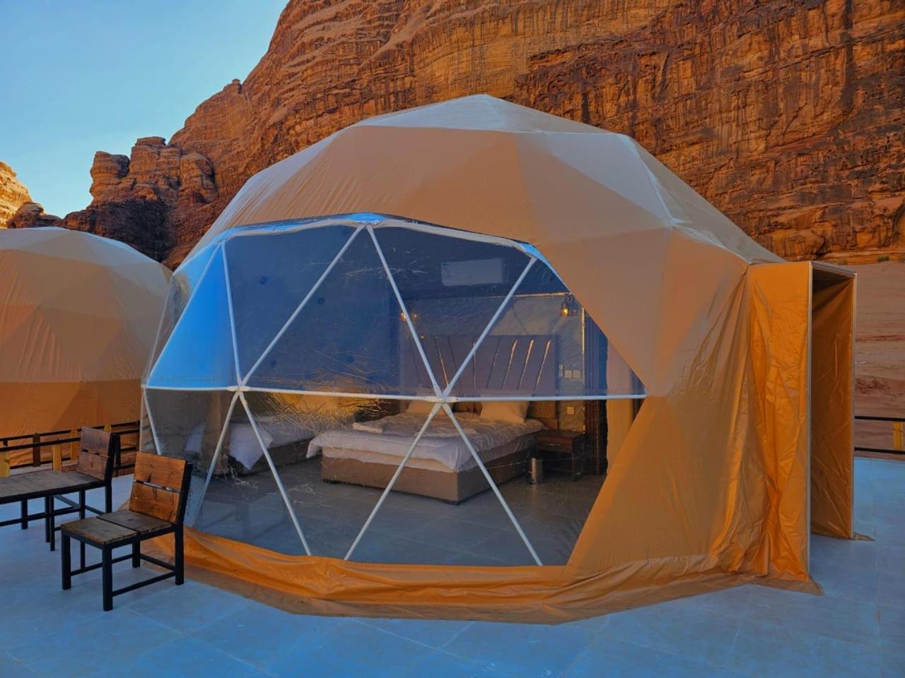 Salman Zwaidh Camp Hotel Wadi Rum Eksteriør billede