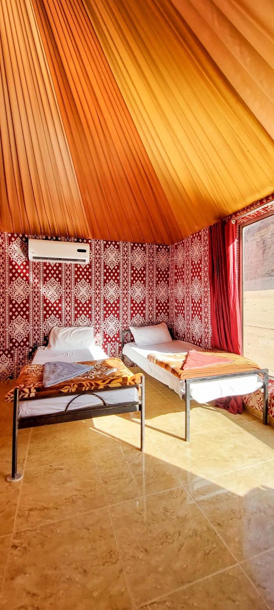 Salman Zwaidh Camp Hotel Wadi Rum Eksteriør billede
