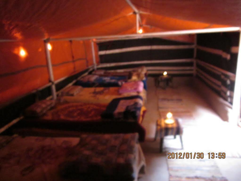 Salman Zwaidh Camp Hotel Wadi Rum Eksteriør billede
